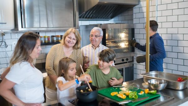 The Rise of Plant-Based Family Recipes: What Every Mom Should Know