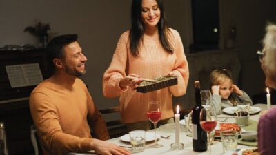 Why Family Mealtime is the Best Time for Bonding in 2026