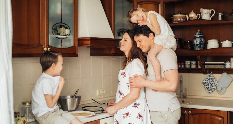 20 Essential Kitchen Hacks for Moms in 2026