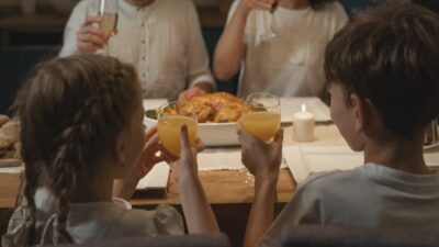Nostalgic Nibbles: Reviving Retro Recipes for Modern Family Tables in 2026