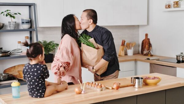 The Family Table Reimagined: Smart Meal Planning for 2026