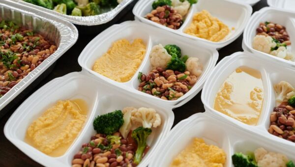 Plant-Based Pleasures: Easy Vegan Family Meals for 2026