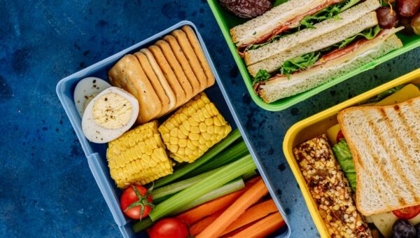 Wholesome Lunchbox Wonders: Crafting Easy Family Meals for 2026